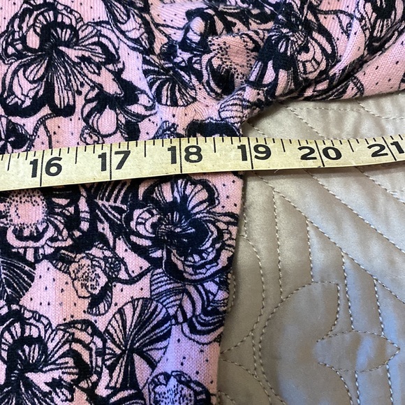 Dress barn vintage 3/4 sleeve sweater - Picture 4 of 8